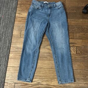 Stylish Blue Women's Cropped Jeans